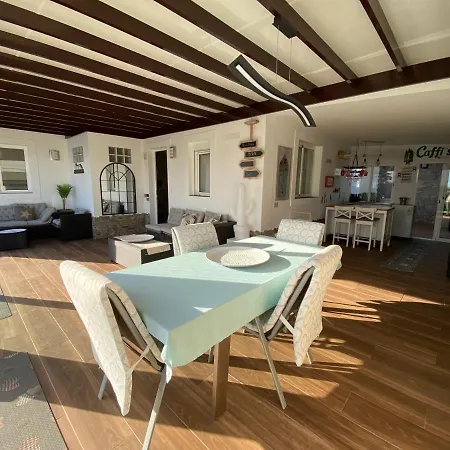 Alloggio in famiglia Laura 31 Playa Blanca (adults Only)